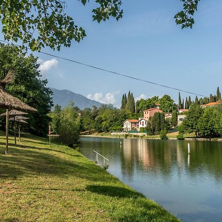 Camping Les Rives Du Lac De Vinca Exterior photo